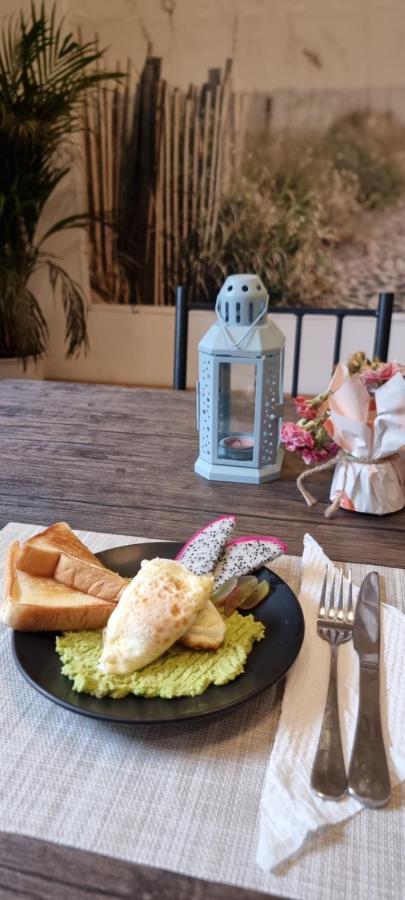 Homey Stay And Cafe By Hematoa بانكوك المظهر الخارجي الصورة